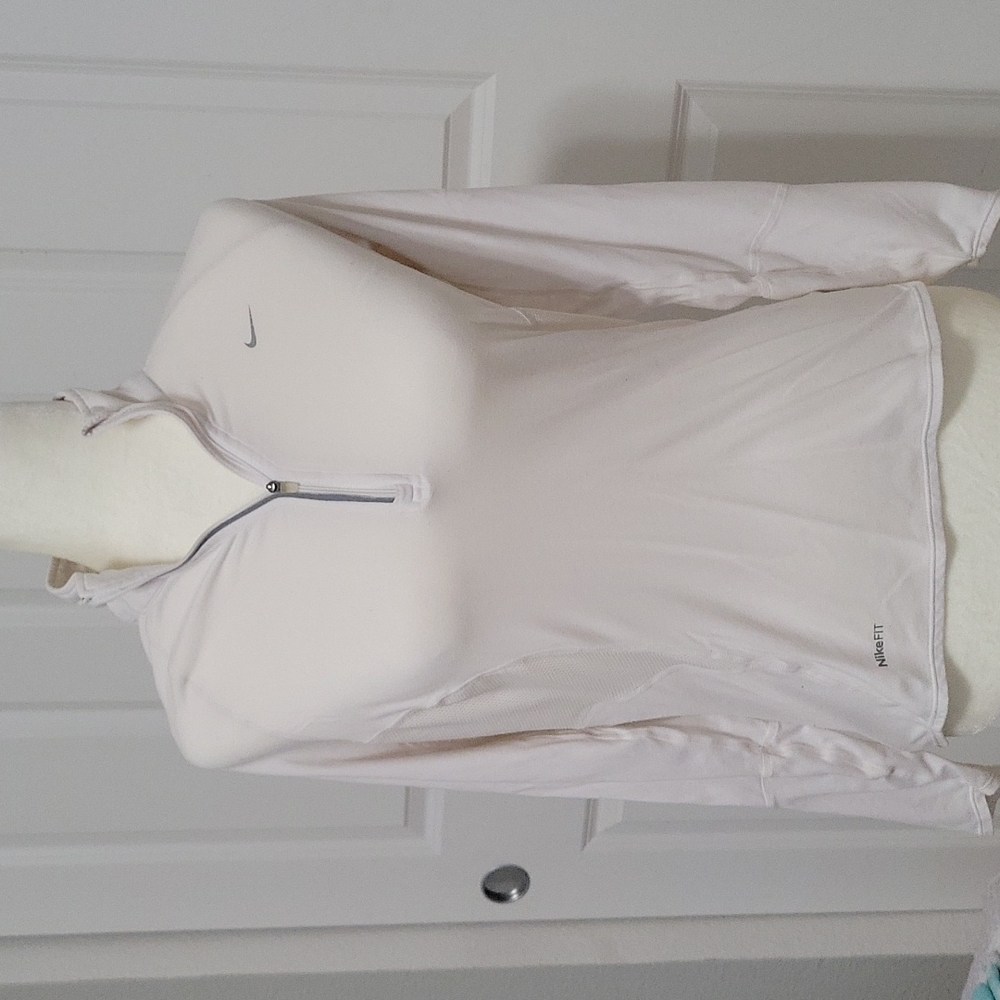 Nike Fit Dry Women's Size Small White 3/4 Zip Athletic top